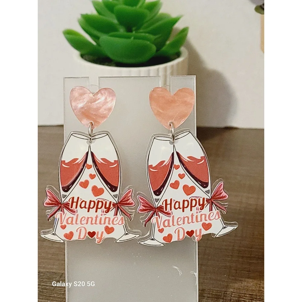 Happy Valentine Day Champagne Glass Heart Dangle Earrings NEW‎ Holiday Women's